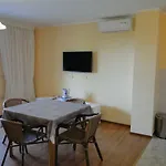 Maran * Umago