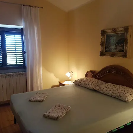 Maran Apartment