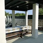 Maran